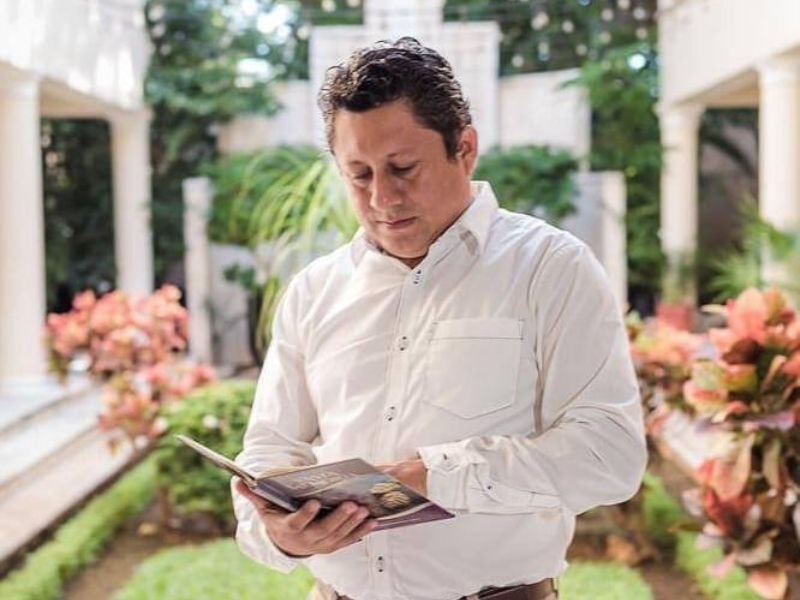 Gracias al trabajo de muchos escritores, el maya se fortalece: Luis Antonio Canché