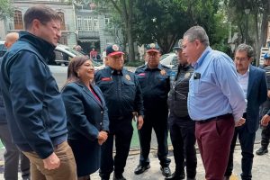 Brugada visita policías lesionados