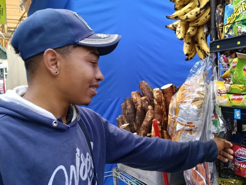 Juan Camilo Peña huyó de la violencia en Colombia, sobrevivió a secuestros durante su ruta migratoria