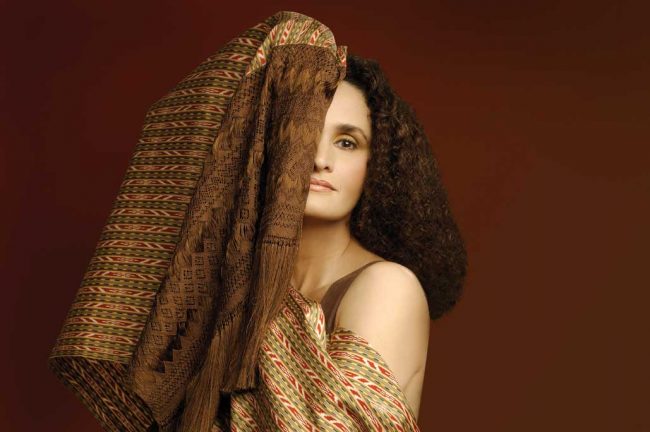 susana-harp-1029×684