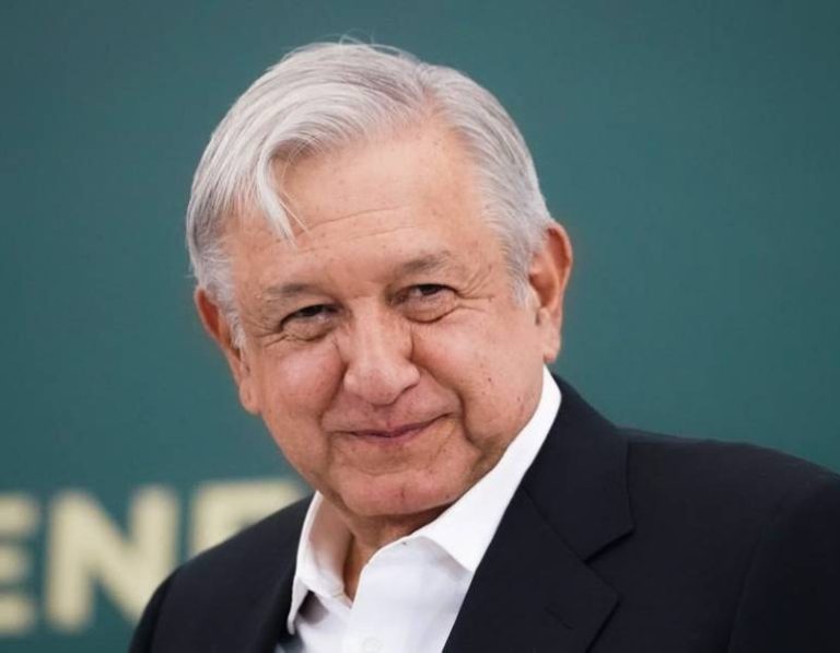 Entrevista El gobierno de López Obrador, a un año de su triunfo