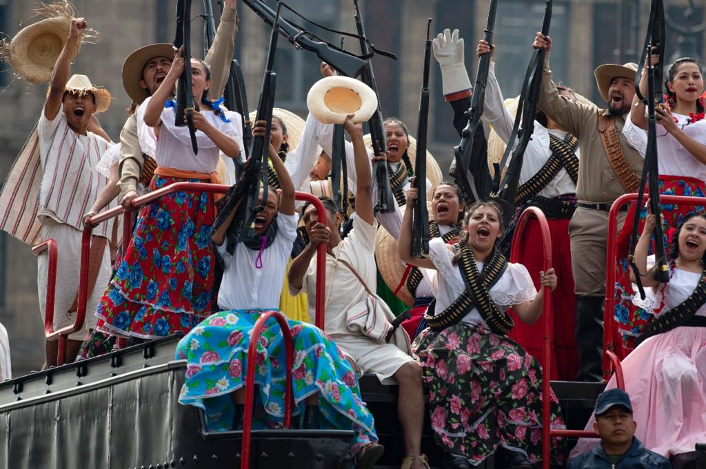 Crónica El Desfile Por La Revolución Mexicana Un Viaje Por La Historia Imer Noticias