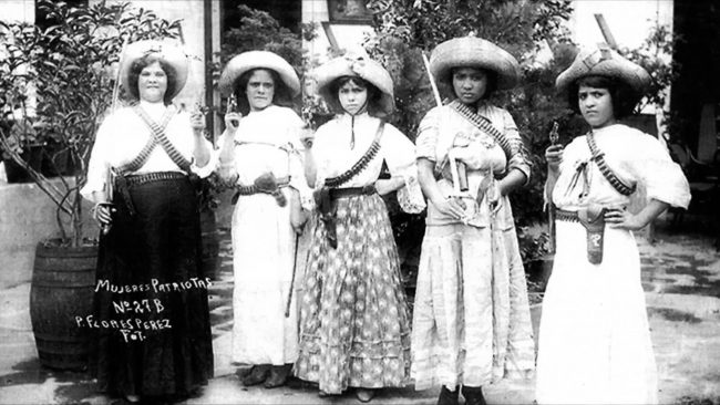 mujeres revolucion