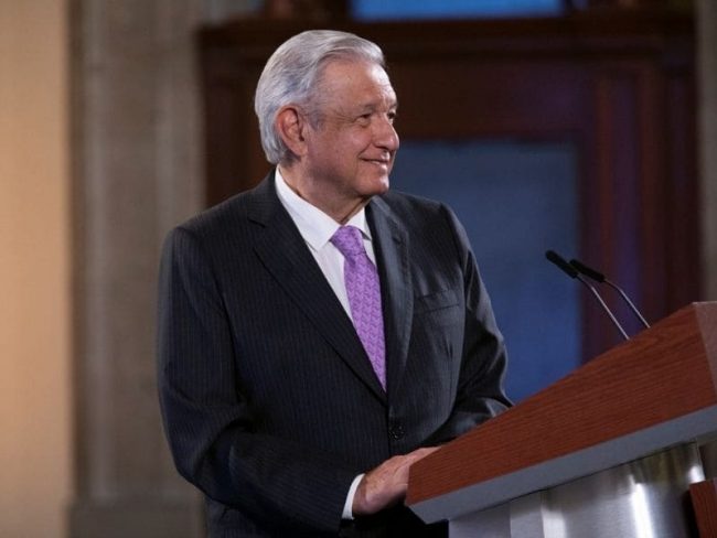 AMLO Volver a la escuela