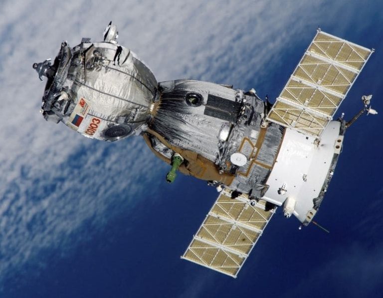 Televisión satelital