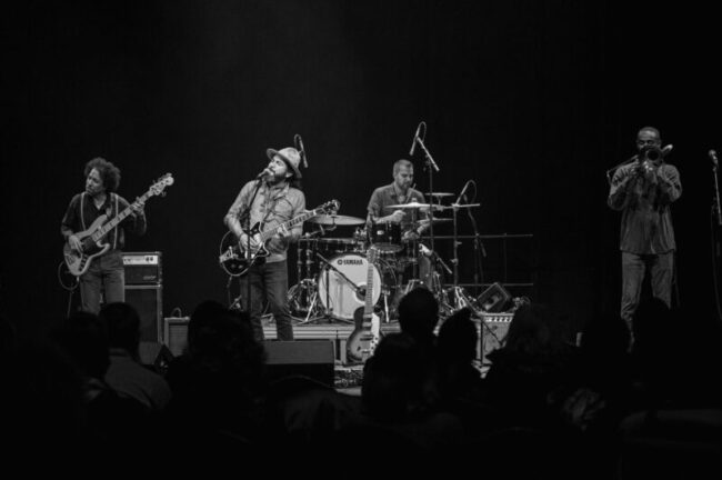 Quique Escamilla and his band (1) (1)