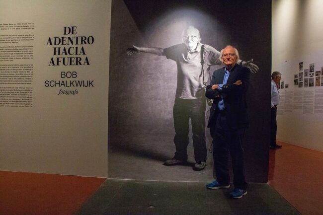 Bob Schalkwijk en De adentro hacia afuera / De afuera hacia adentro