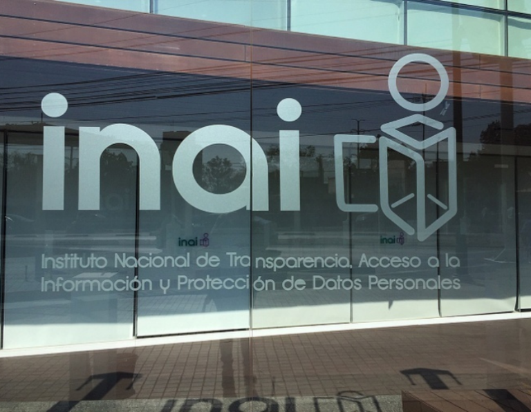 INAI investigación teléfono periodista NYT
