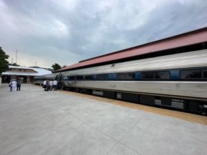 Tren-Istmo