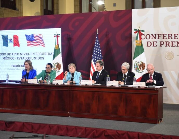 Diálogo-precursores-químicos