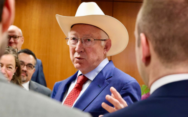 Ken Salazar
