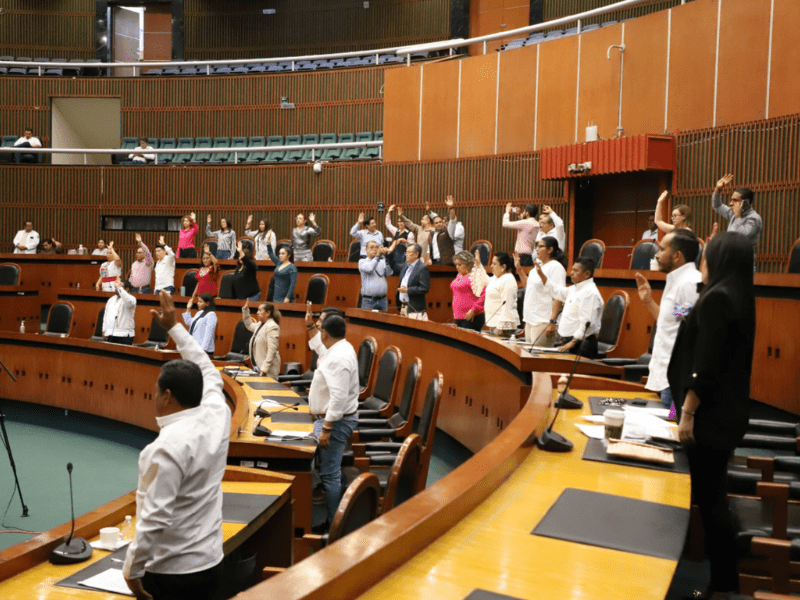 Yanqui Kothan fiscal Guerrero policías