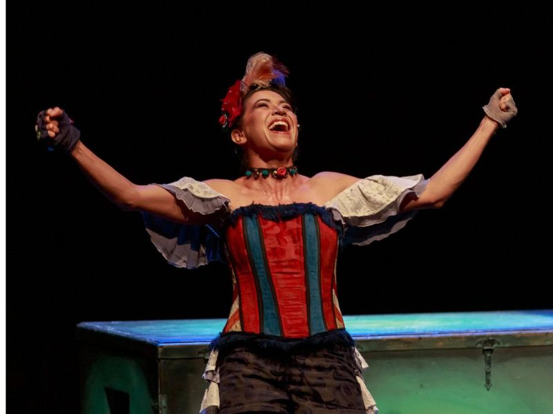 Por temor a que cantemos libres