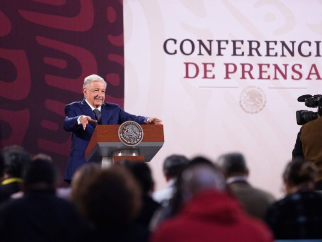 AMLO_sobrerrepresentación