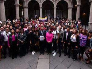 Ley Paola Buenrostro
