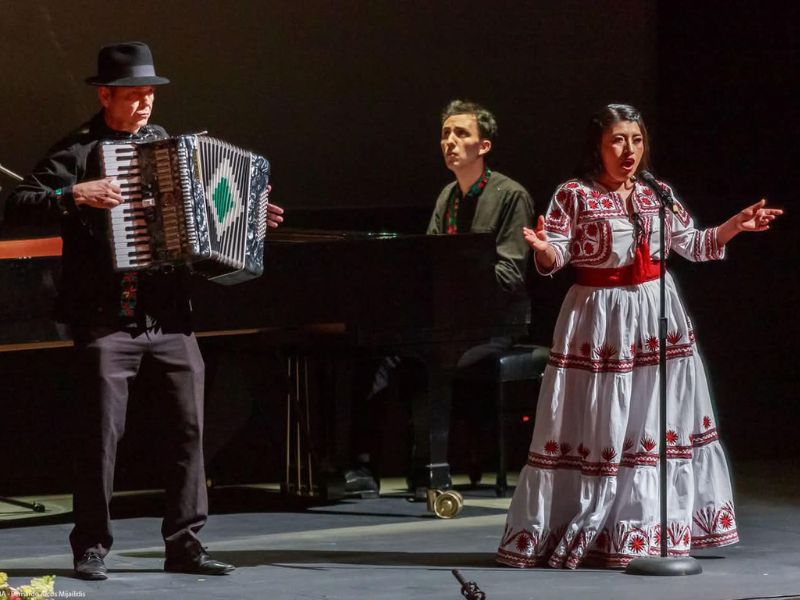 Recital de poesía en lenguas originarias