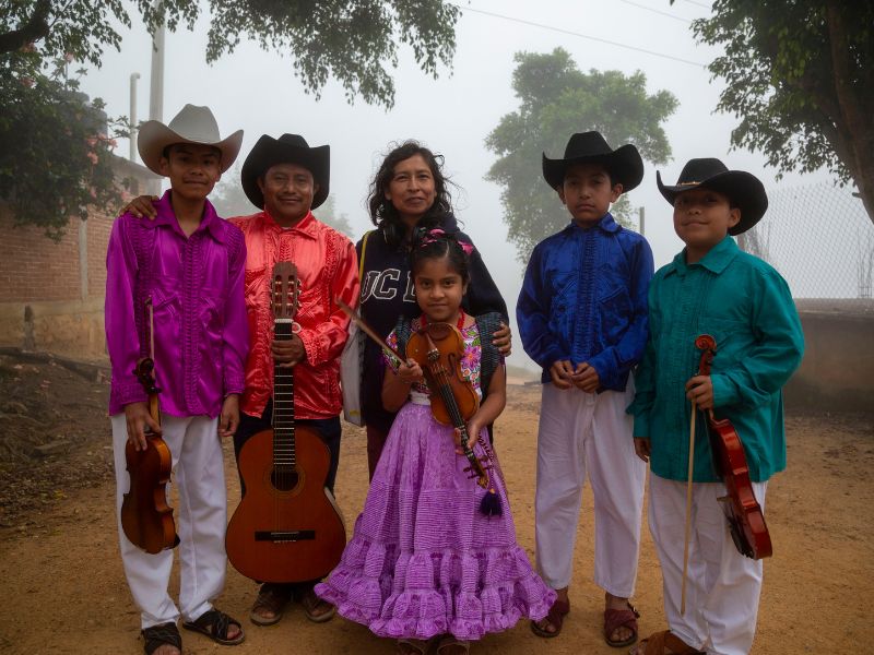 La Raya: Un Proyecto Comunitario con Identidad Propia
