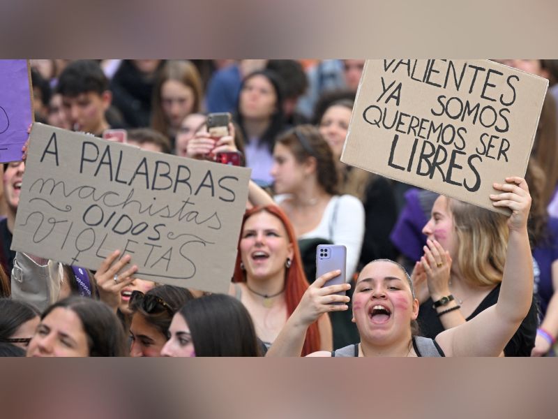 derecha mujeres
