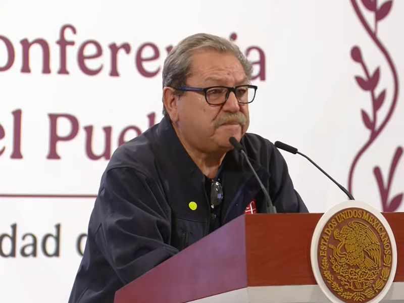 Paco Ignacio Taibo II fomento a la lectura en el FCE