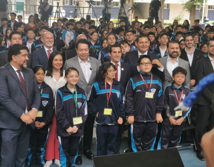 ESCOLAR 2025