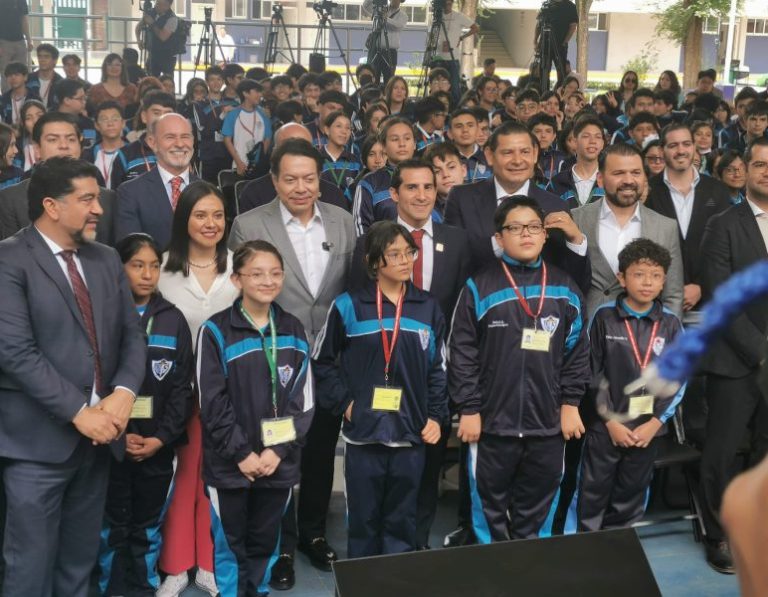 ESCOLAR 2025