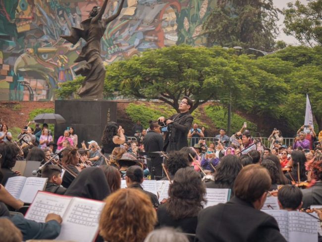 Orquesta Monumental Pilares