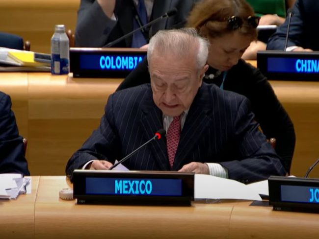 Héctor Vasconcélos - hambre