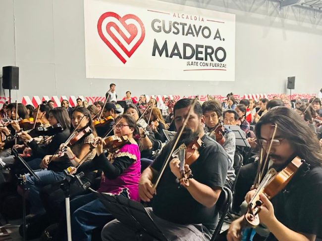 Orquesta Monumental Pilares