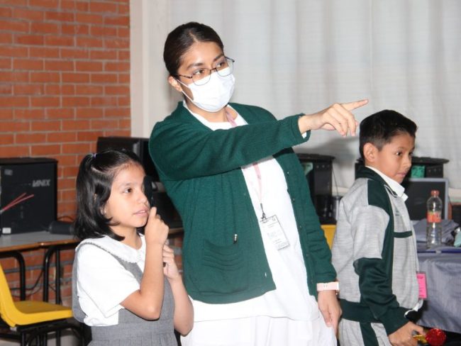 estrategia de salud estudiantes