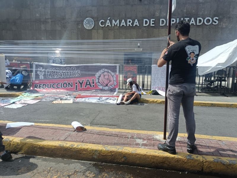 Frente Nacional por las 40 horas se manifiesta Frente Nacional por las 40 horas se manifiesta
