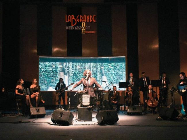 La XEB celebra 102 años