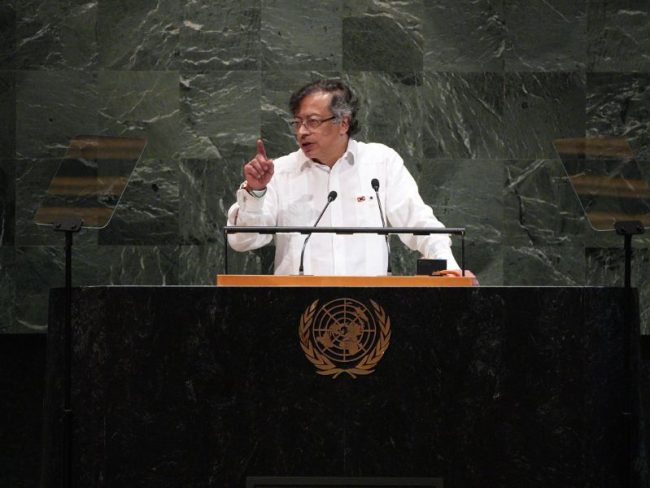 ¿Qué funcionarios colombianos renunciaron a la visa de EU tras la cancelación de la de Petro?