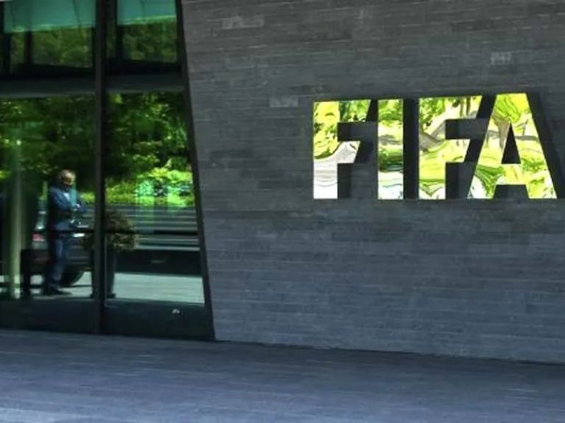 FIFA FACHADA
