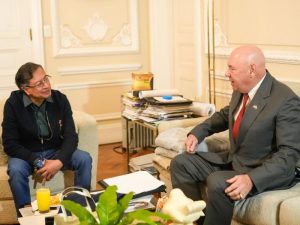 Estados Unidos anuncia aranceles a Colombia