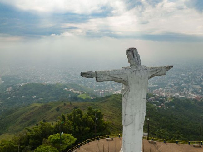 Operativo policial en Río de Janeiro deja al menos 132 victimas, el más letal en la historia de Brasil Operativo policial en Río de Janeiro deja al menos 132 víctimas, el más letal en la historia de Brasil