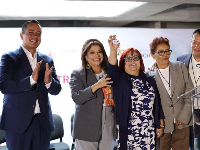 Brugada entregó 40 departamentos GAM