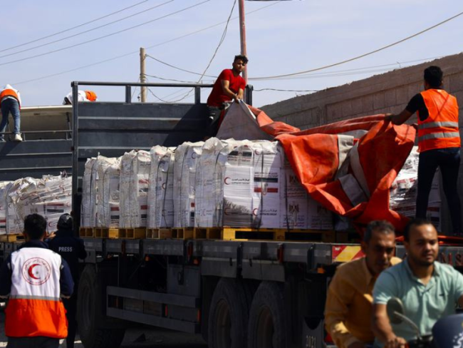 El acuerdo entre Hamás e Israel, propuesto por Estados Unidos, incluye en su primera fase un alto al fuego, intercambio de rehenes y la entrada de ayuda humanitaria.