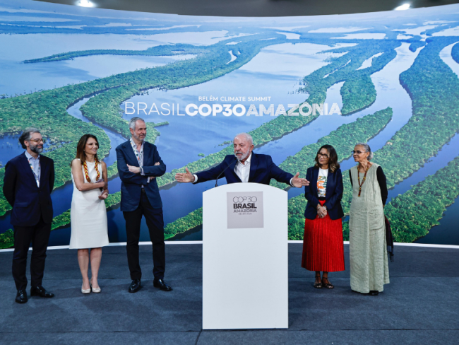 COP30 reanuda negociaciones tras incendio en la Zona Azul; México presenta su nueva NDC 3.0 COP30 reanuda negociaciones tras incendio en la Zona Azul; México presenta su nueva NDC 3.0