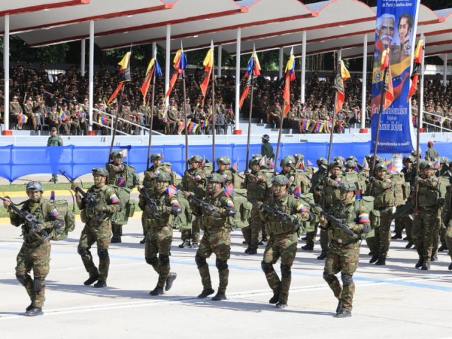 Venezuela despliega 200 mil militares en ejercicio de defensa ante “amenazas” de EU