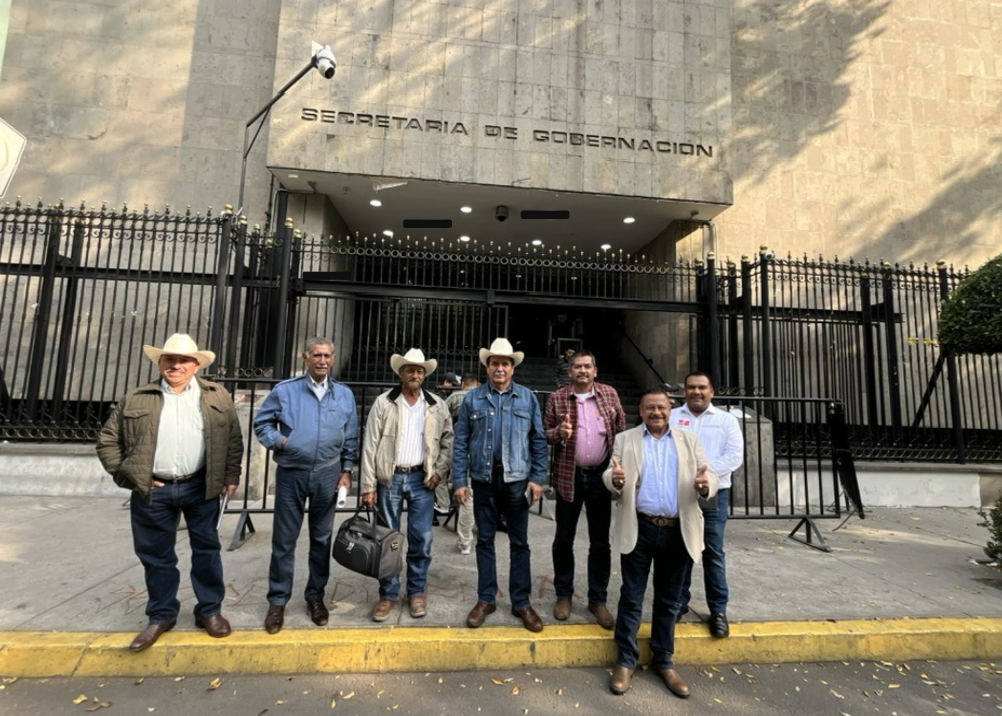 Gobierno acuerda con FNRCM y transportistas acciones para reforzar la seguridad en carreteras Gobierno acuerda con FNRCM y transportistas acciones para reforzar la seguridad en carreteras