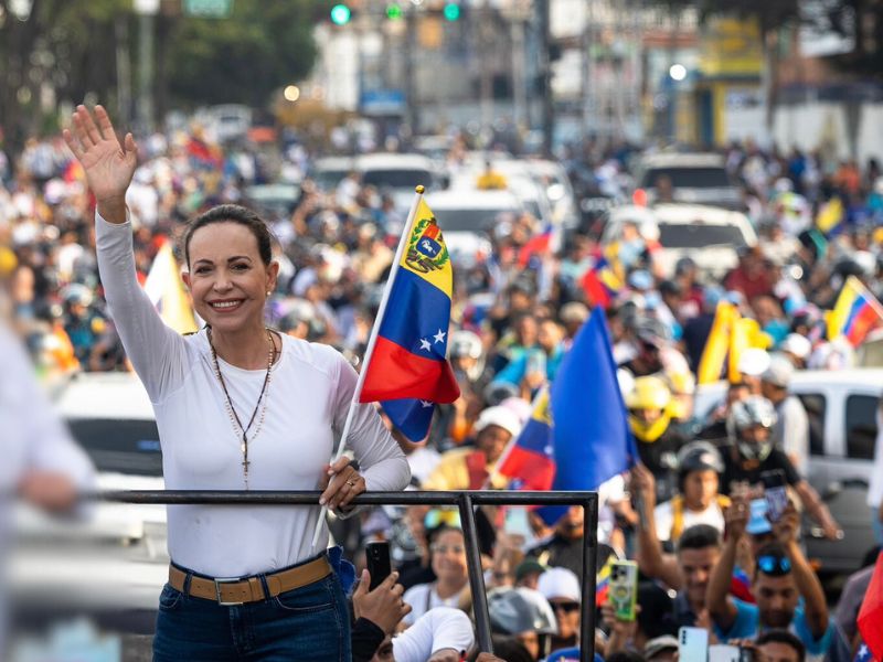 Entre protestas y críticas María Corina Machado recibe Nobel de la Paz