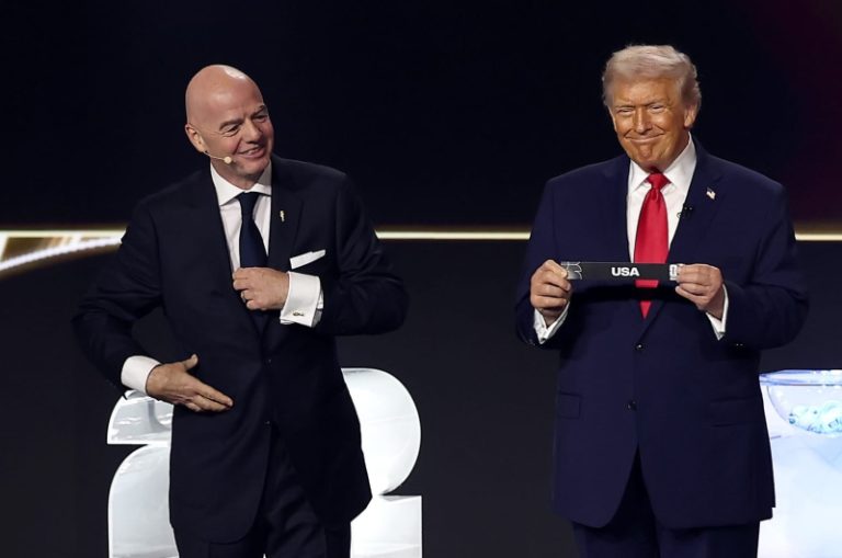 BOLETOS INFANTINO TRUMP