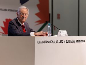 Medalla Carlos Fuentes