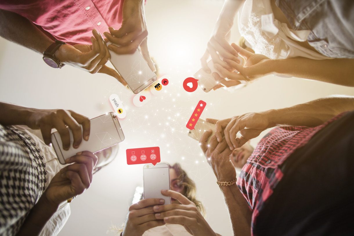 Crece la regulación de redes sociales para menores en distintos países