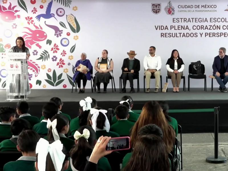 Brugada presenta Estrategia Escolar “Vida Plena, Corazón Contento”