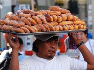 CDMX inicia retiro de más de 4 mil 500 comerciantes ambulantes en el Centro Histórico