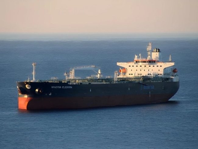 “Donald Trump ha dicho lisa y llanamente que es por el petróleo venezolano”: investigador