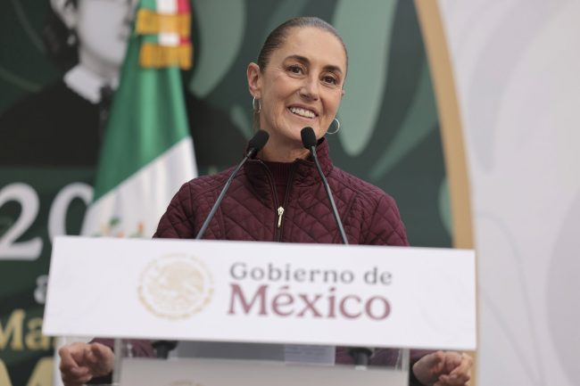 Sheinbaum credencialización salud