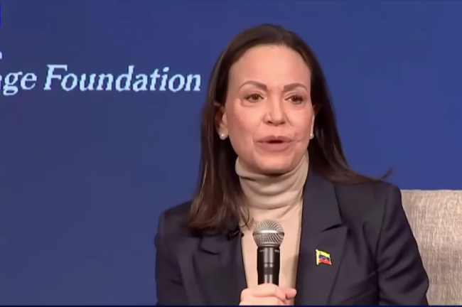 María Corina Machado afirma que Venezuela está lista para una transición democrática tras reunión con Trump