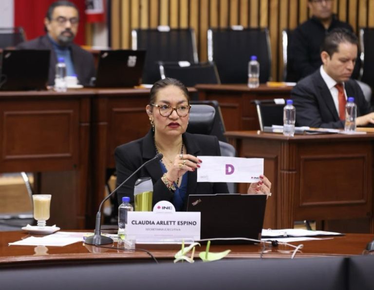 INE designa a personas con apellido con letra D para ser funcionarios de casilla en Coahuila